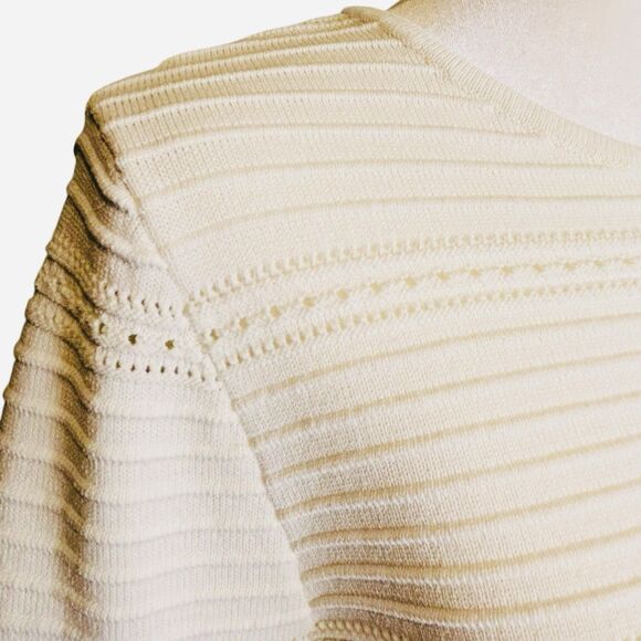 White House Black Market Bell Sleeve Top XS Ivory Pointelle Fabric Career EUC - Picture 7 of 11